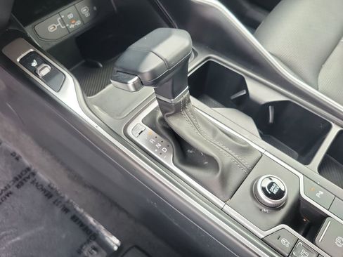 Used 2025 Kia Sorento EX image 29