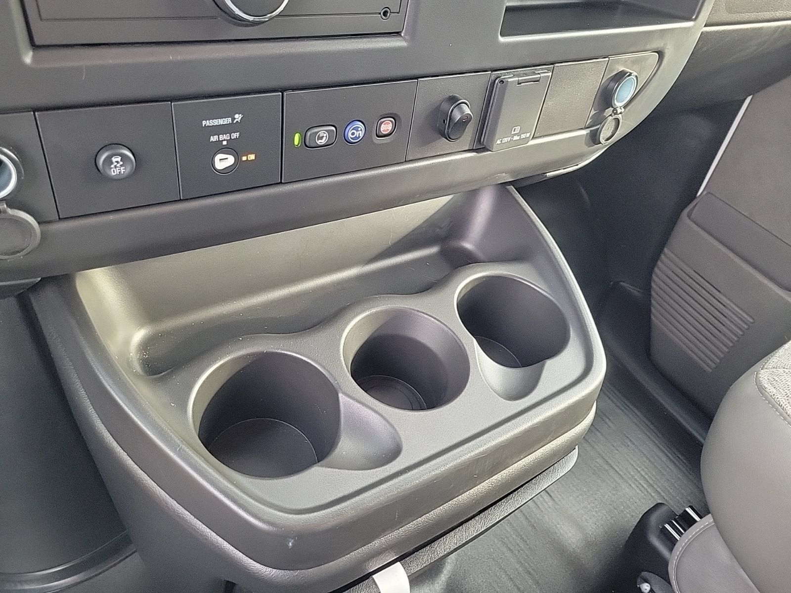 New 2025 GMC Savana 3500 w/ Power Convenience Package RWD image 18