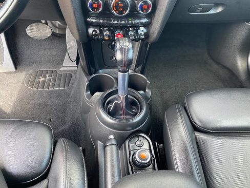 Used 2019 MINI Cooper S FWD image 18
