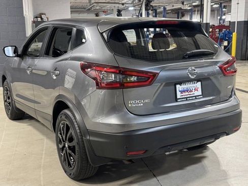 Used 2022 Nissan Rogue Sport S image 19