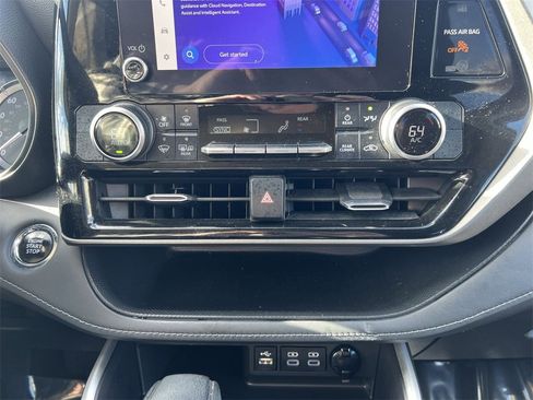 Used 2023 Toyota Highlander L image 20