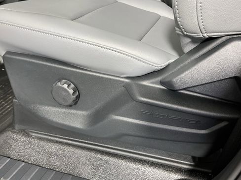 New 2026 Ford F250 XL w/ FX4 Off-Road Package image 15