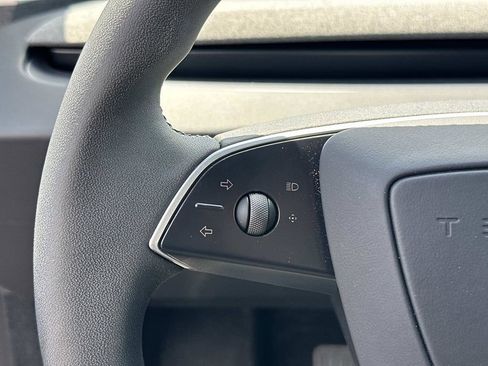 Used 2025 Tesla Model 3 RWD image 21