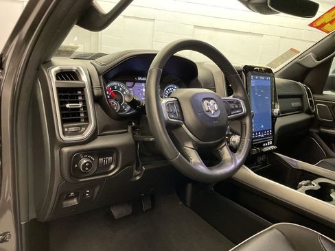 Used 2024 RAM 1500 Laramie AWD/4WD image 17