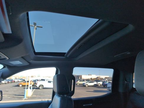 Used 2021 GMC Sierra 1500 SLT w/ SLT Convenience Package image 14