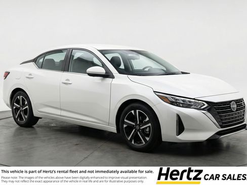 Used 2025 Nissan Sentra SV image 1