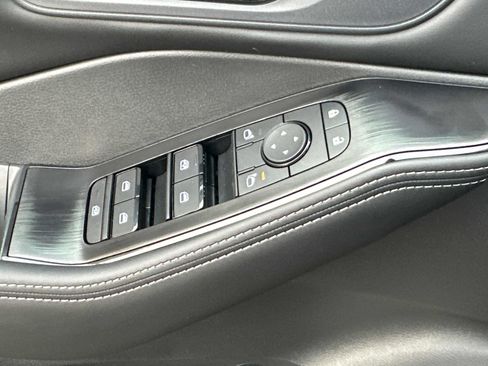 New 2026 Nissan Rogue SV AWD/4WD image 22