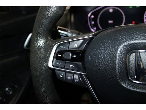 Used 2020 Honda Accord EX image 29