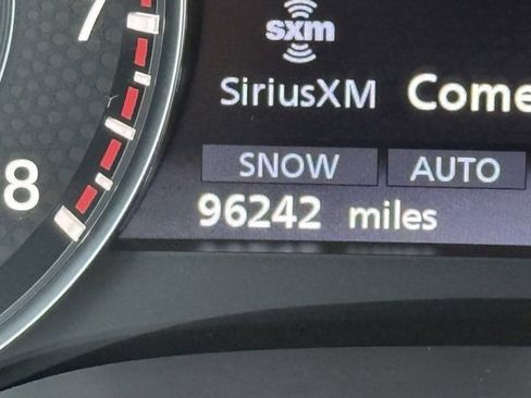 Used 2022 Nissan Armada Platinum w/ Captain's Chairs Package image 42