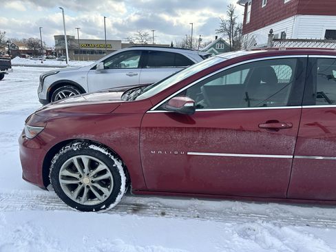 Used 2018 Chevrolet Malibu LT image 7
