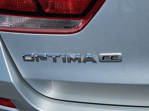 Used 2019 Kia Optima LX image 14