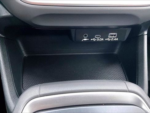 Used 2024 Subaru Crosstrek 2.0i Premium image 27
