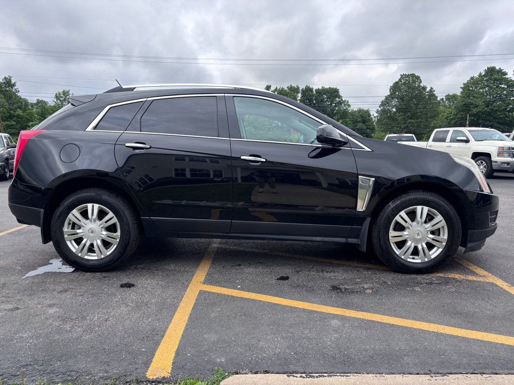 Used 2016 Cadillac SRX Luxury w/ Driver Awareness Package AWD/4WD image 5