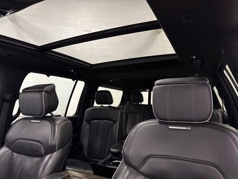 Used 2022 Jeep Grand Wagoneer Series II image 8