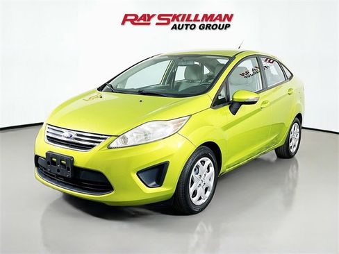 Used 2013 Ford Fiesta SE image 3