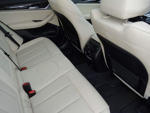 Used 2024 BMW X3 xDrive30i w/ Premium Package w/ZPA AWD/4WD image 34
