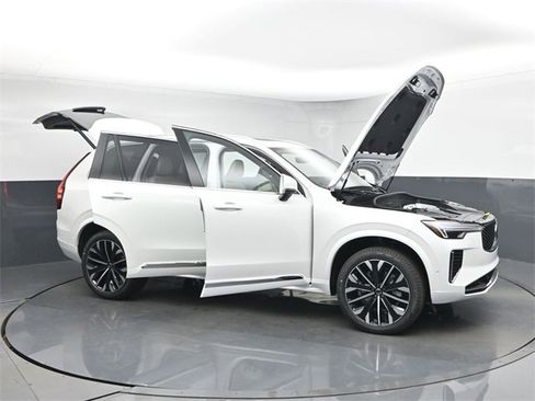 New 2026 Volvo XC90 B6 Ultra image 53