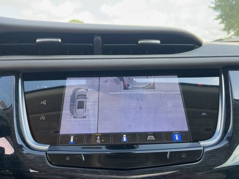 Certified 2024 Cadillac XT6 Premium Luxury w/ Technology Package FWD image 28