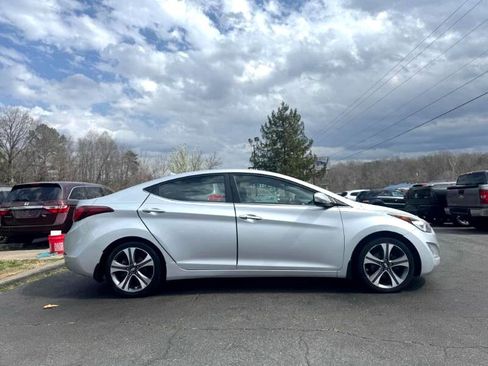 Used 2015 Hyundai Elantra Sport image 4