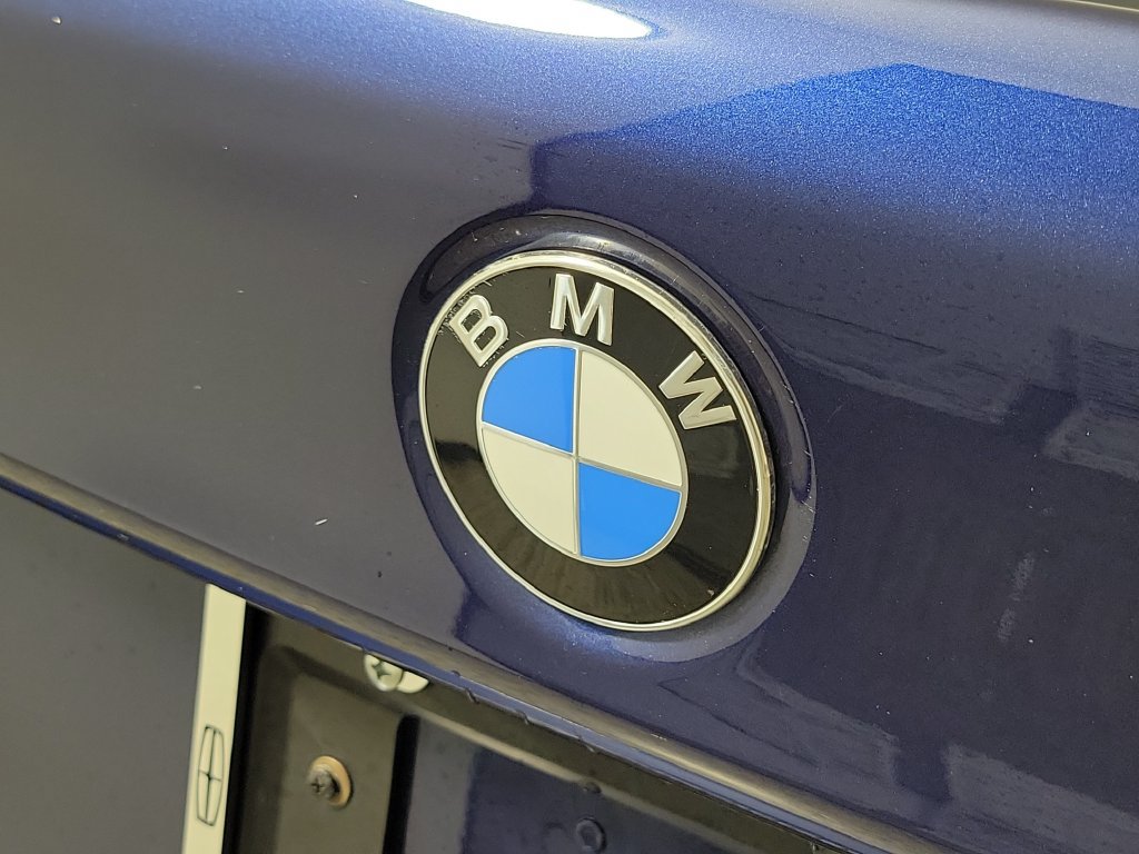 Used 2020 BMW 530i xDrive w/ Premium Package AWD/4WD image 5