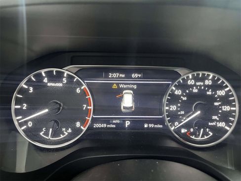 Used 2021 Nissan Rogue SV w/ Premium Package image 24