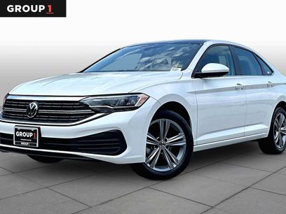 Used 2023 Volkswagen Jetta SE