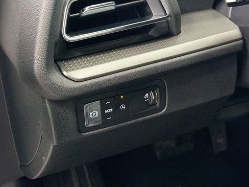 New 2026 Chevrolet Traverse LT image 10