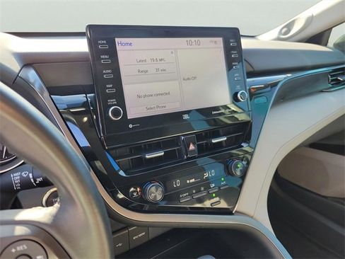 Used 2023 Toyota Camry XLE image 23