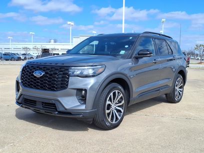 Used 2025 Ford Explorer ST-Line