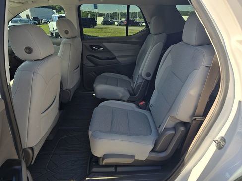 Used 2020 Chevrolet Traverse LT AWD/4WD image 11