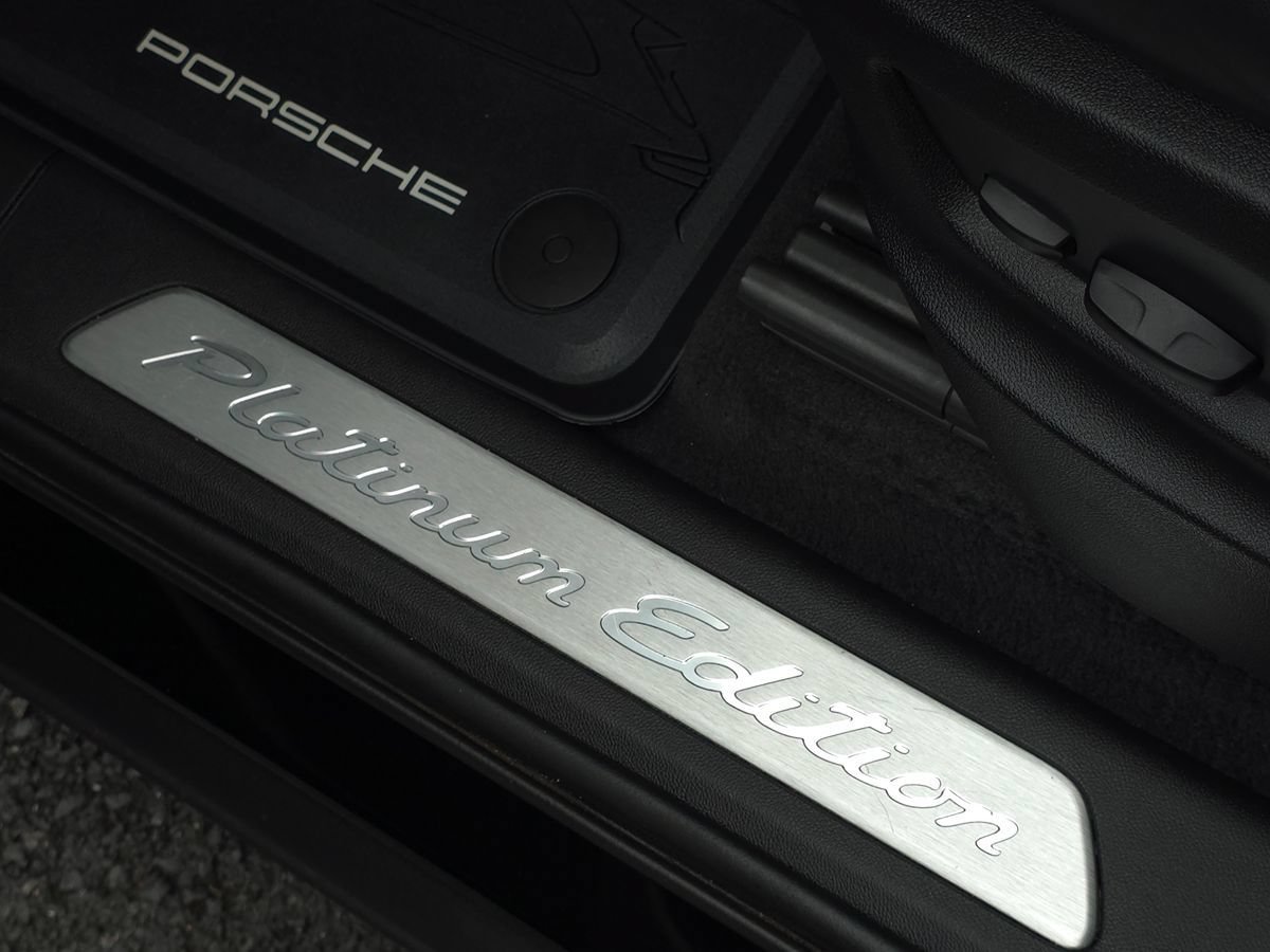 Used 2023 Porsche Cayenne Platinum Edition AWD/4WD image 63