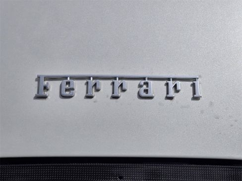 Used 2022 Ferrari F8 Tributo image 7