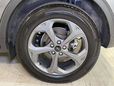 Used 2025 Ford Escape ST-Line Select AWD/4WD image 12