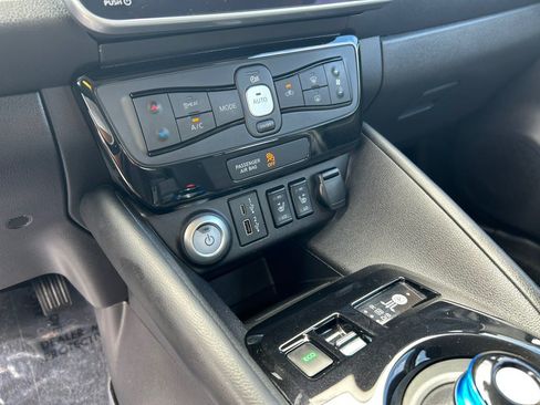 Used 2025 Nissan Leaf SV Plus FWD image 23