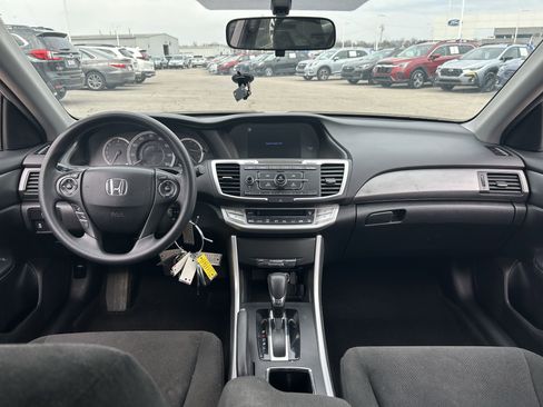 Used 2013 Honda Accord LX image 9
