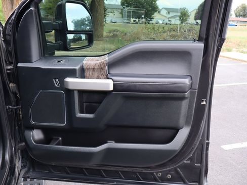 Used 2021 Ford F250 Lariat AWD/4WD image 25