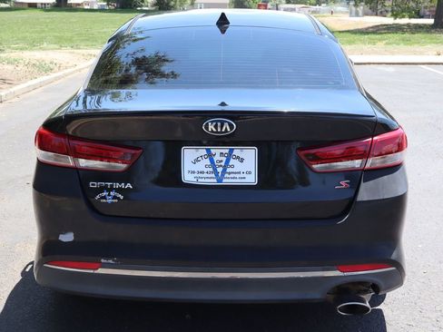 Used 2018 Kia Optima S FWD image 6