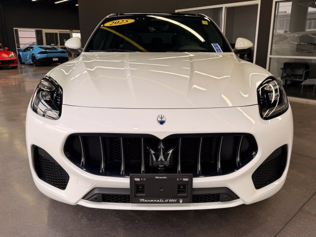 Used 2025 Maserati Grecale Modena AWD/4WD image 2