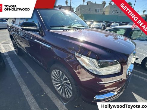 Used 2021 Lincoln Navigator Reserve w/ Luxury Package AWD/4WD image 1