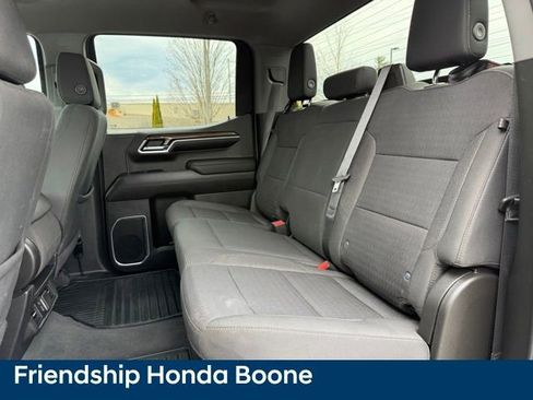 Used 2022 Chevrolet Silverado 1500 LT image 35