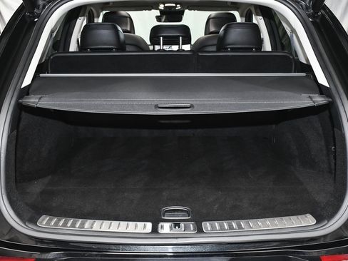 Used 2025 Genesis GV70 2.5T w/ Select Package image 63