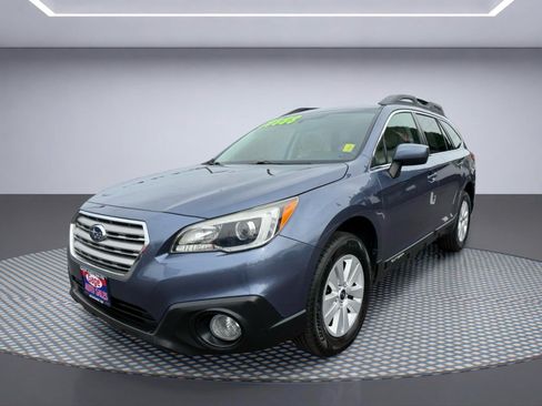 Used 2016 Subaru Outback 2.5i Premium AWD/4WD image 2