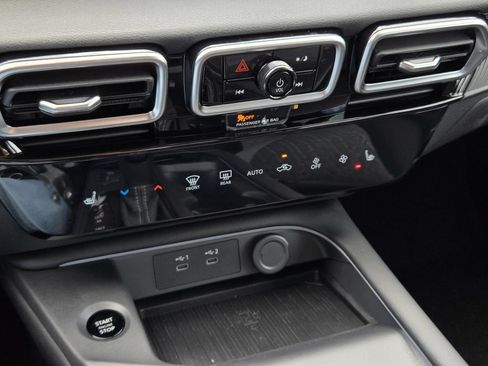New 2027 Nissan Sentra SV w/ Floor Mat Package FWD image 20