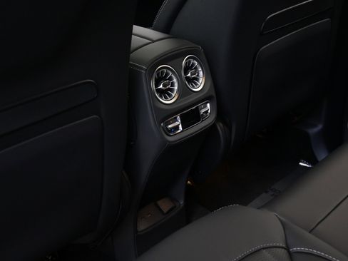 Used 2025 Mercedes-Benz G 63 AMG 4MATIC image 30