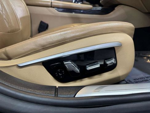 Used 2016 BMW 750i RWD image 57