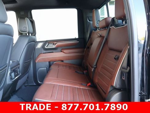Used 2025 GMC Sierra 3500 Denali Ultimate image 14