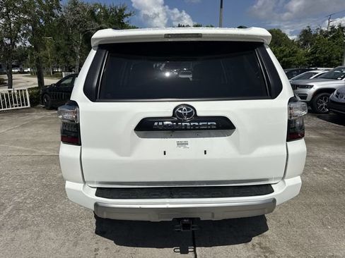 Used 2024 Toyota 4Runner TRD Off-Road Premium w/ Moonroof Package AWD/4WD image 24