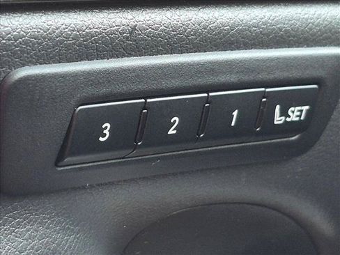 Used 2023 Lexus ES 350 w/ Premium Package FWD image 14
