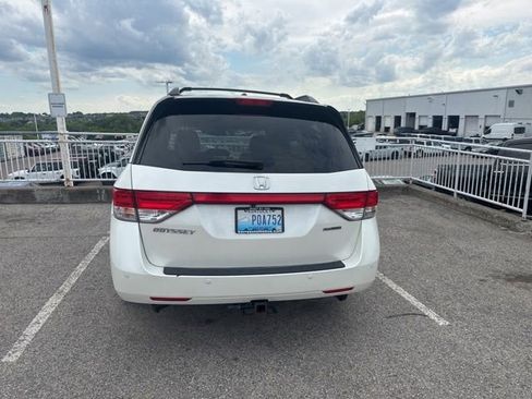 Used 2016 Honda Odyssey Touring image 4