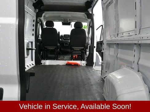 Used 2025 RAM ProMaster 2500 w/ Convenience Group image 12